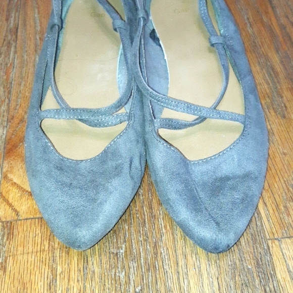 GAP grey suede high back ballerina flats - Picture 4 of 17